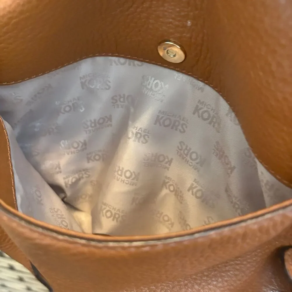 Michael Kors Brown Shoulder Bag‎